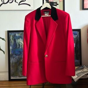 Wool vintage blazer in perfect condition